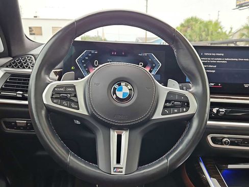Used 2023 BMW X7 M60i w/ Executive Package image 25