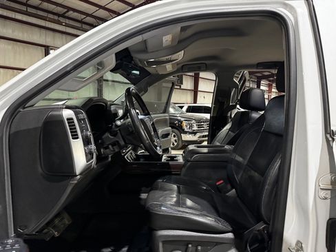 Used 2017 GMC Sierra 1500 SLT w/ SLT Premium Package image 13