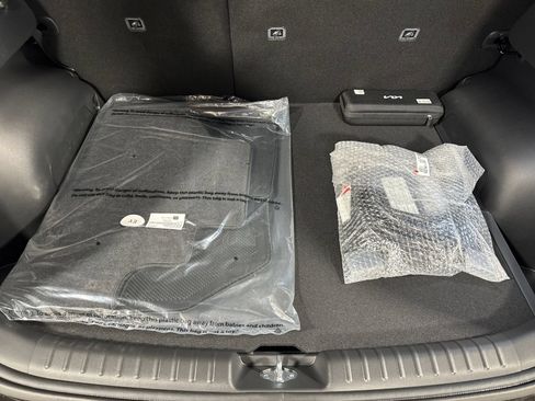 New 2026 Kia Niro Wave w/ Wave Preserve Package FWD image 27