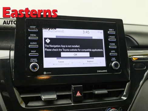 Used 2024 Toyota Camry SE image 18