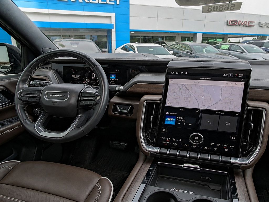 Used 2025 GMC Yukon Denali Ultimate AWD/4WD image 15