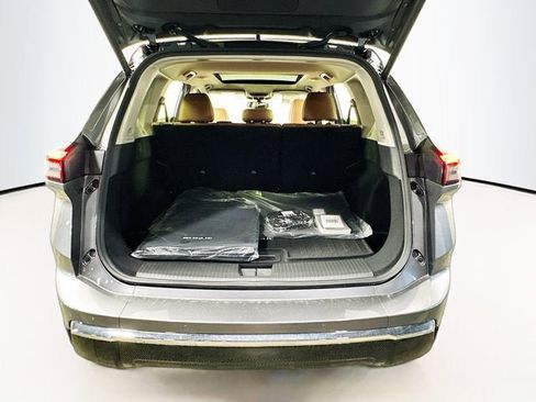 New 2026 Nissan Rogue Platinum AWD/4WD image 23