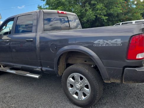 Used 2018 RAM 2500 Big Horn w/ Sport Appearance Group AWD/4WD image 5