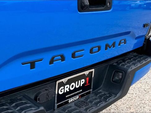 Used 2021 Toyota Tacoma TRD Sport w/ Technology Package RWD image 27