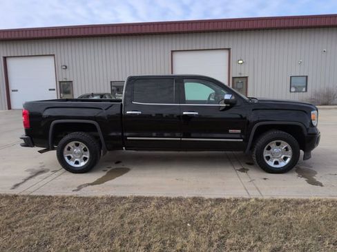 Used 2014 GMC Sierra 1500 SLE w/ All-Terrain Package image 6