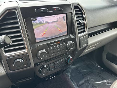 Used 2015 Ford F150 XLT w/ Equipment Group 302A Luxury RWD image 11