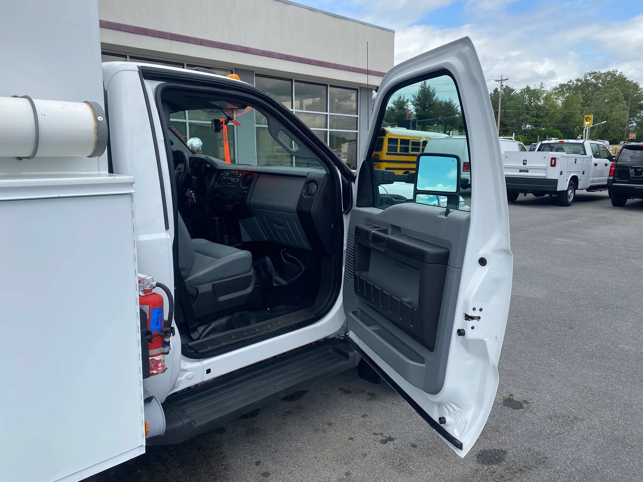 Used 2014 Ford F450 XL w/ Power Equipment Group RWD image 19
