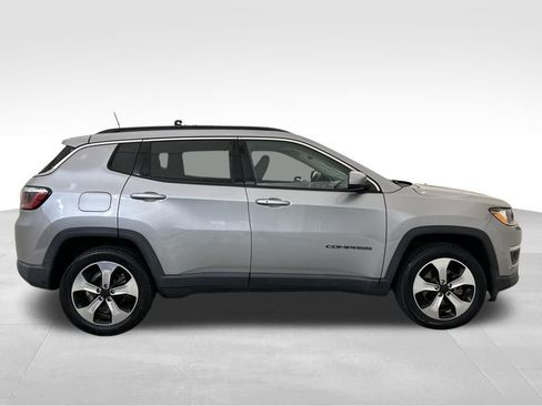 Used 2018 Jeep Compass Latitude w/ Popular Equipment Group image 6