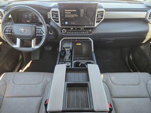 Used 2024 Toyota Tundra Limited image 29