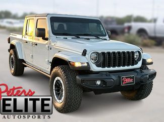 New 2025 Jeep Gladiator Sport video 1