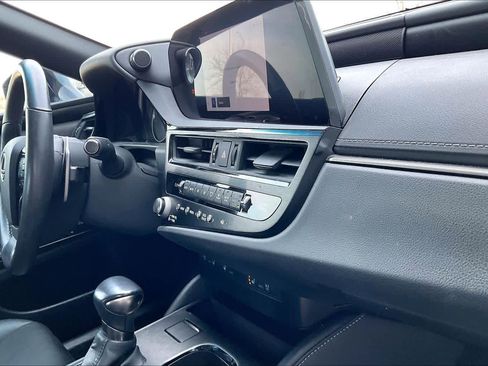 Used 2023 Lexus ES 350 w/ Premium Package image 16