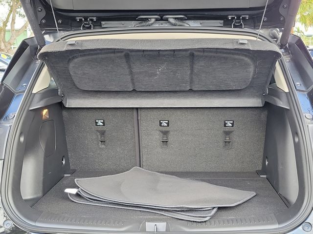 Certified 2023 Buick Encore GX Select w/ Sport Touring Package FWD image 11