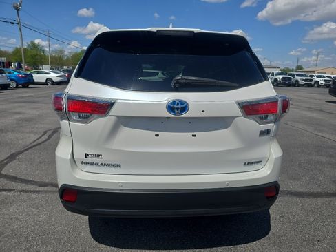 Used 2016 Toyota Highlander Limited w/ Driver Technology Package AWD/4WD image 7