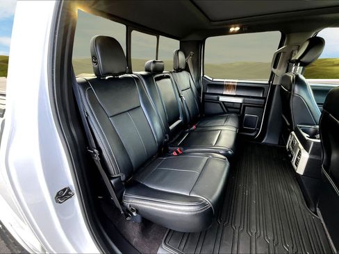 Used 2019 Ford F150 Lariat w/ Equipment Group 502A Luxury image 17