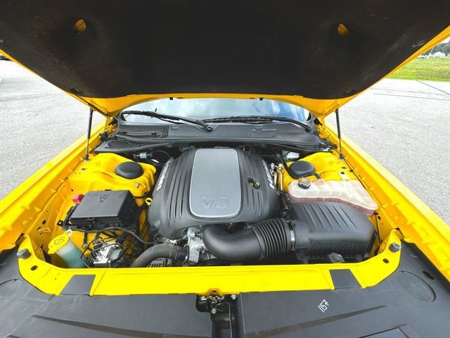 Used 2018 Dodge Challenger R/T w/ Driver Convenience Group RWD image 28