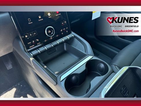 New 2027 GMC Terrain Elevation w/ Elevation Premium Package AWD/4WD image 26