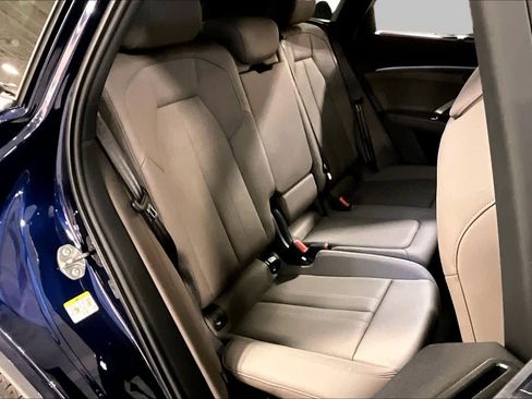Used 2025 Audi Q5 Premium Plus AWD/4WD image 18