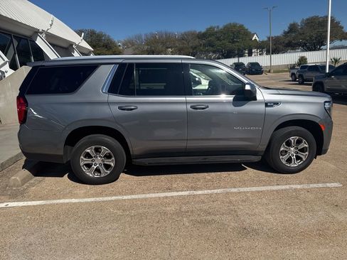 Used 2022 GMC Yukon SLE w/ Gmc Pro Safety Plus Package image 6