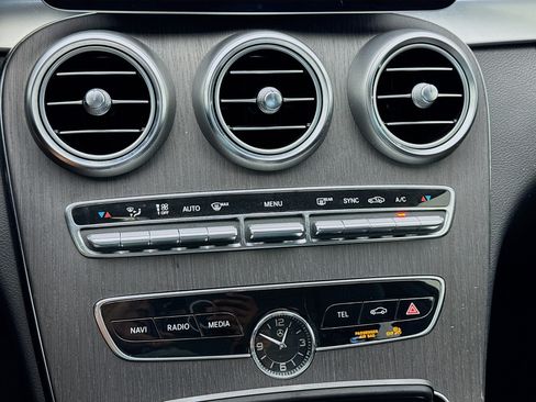 Used 2019 Mercedes-Benz C 300 Sedan image 12