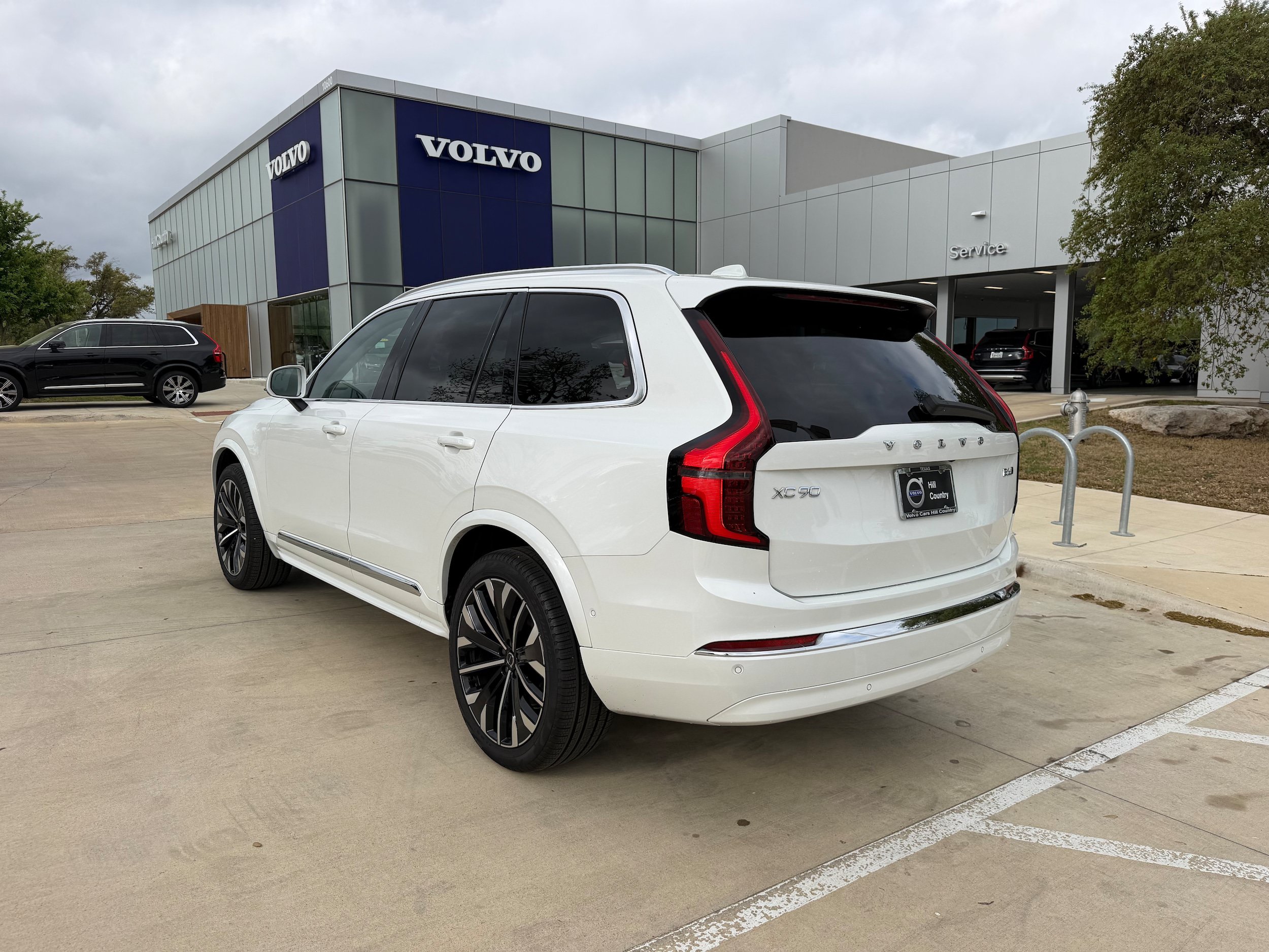Used 2026 Volvo XC90 B6 Ultra w/ Protection Package AWD/4WD image 4