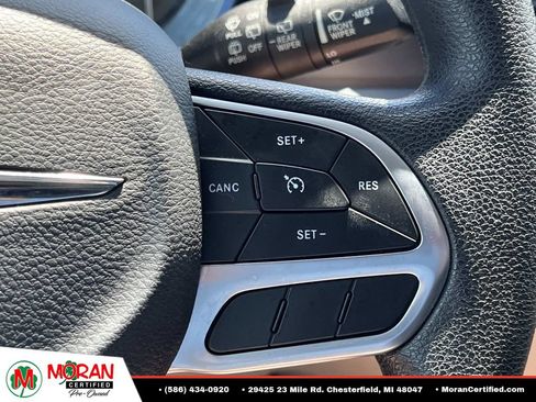 Used 2021 Chrysler Voyager LX FWD image 23