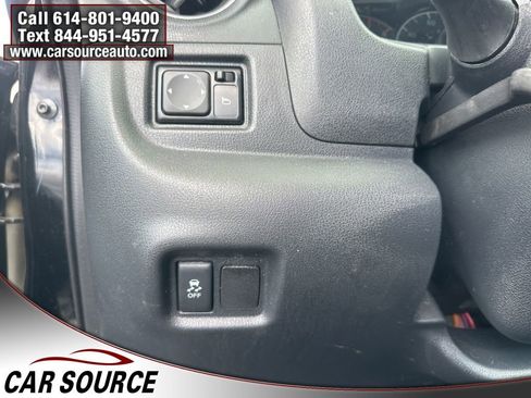 Used 2018 Nissan Versa Note SV image 13