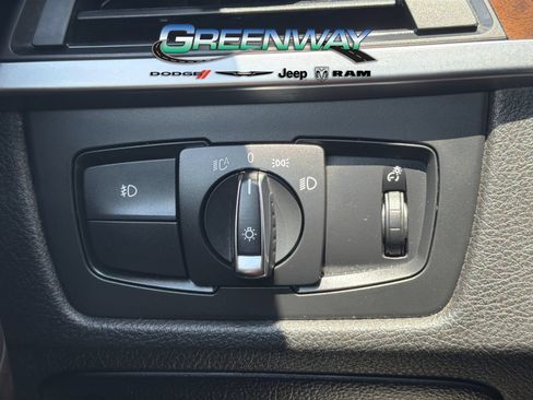 Used 2015 BMW 328i xDrive Sedan AWD/4WD image 22