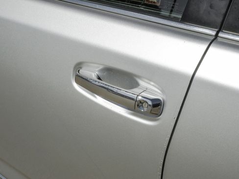 Used 2016 Toyota 4Runner Limited image 41