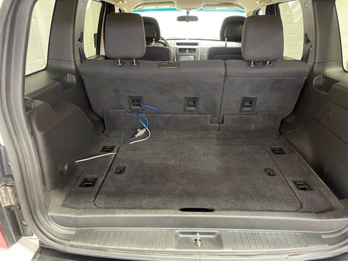 Used 2010 Jeep Liberty Sport w/ Popular Equipment Group image 19