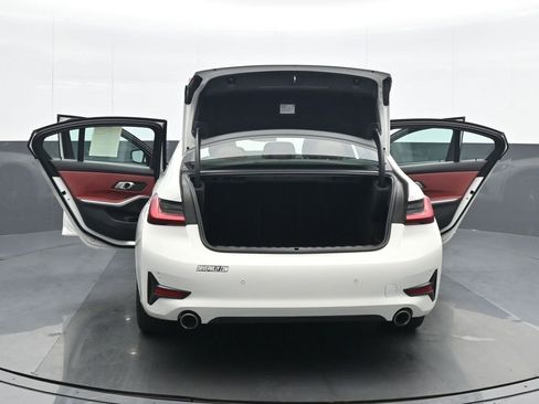 Used 2022 BMW 330i xDrive Sedan w/ Driving Assistance Package image 25