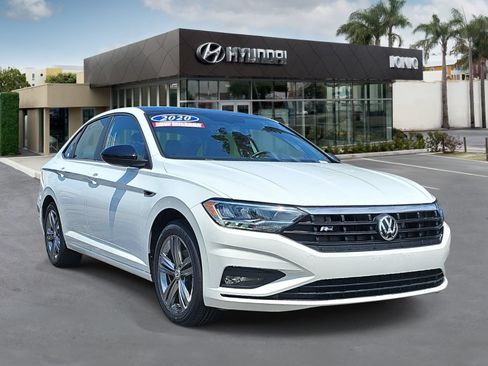 Used 2020 Volkswagen Jetta R-Line FWD image 1