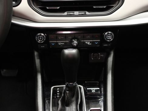 Used 2025 Jeep Compass Limited AWD/4WD image 18