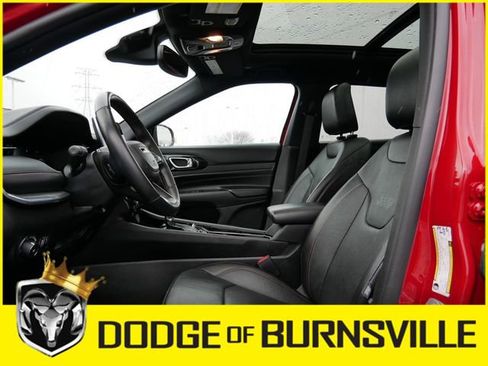 Used 2022 Jeep Compass Limited w/ (RED) Package image 14