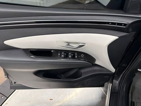 Used 2024 Hyundai Tucson Limited FWD image 18