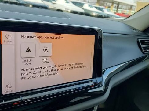 New 2026 Volkswagen Atlas Peak Edition image 11