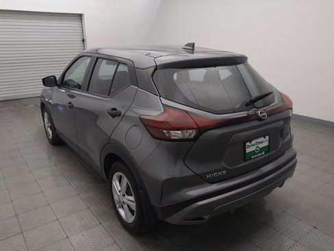 Used 2023 Nissan Kicks S FWD image 5