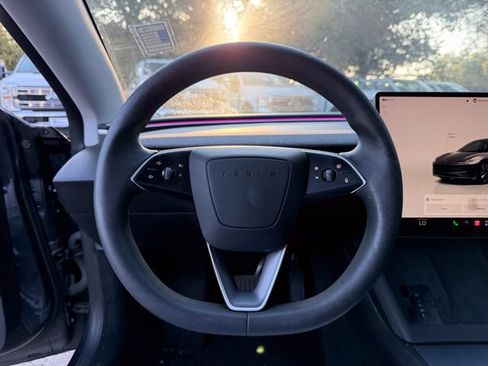Used 2024 Tesla Model 3 Standard Range RWD image 8