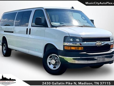 Used 2022 Chevrolet Express 3500 LT w/ LT Preferred Equipment Group RWD image 1