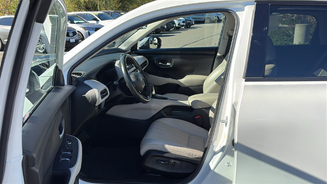 Used 2025 Honda HR-V EX-L image 10