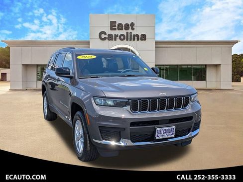 Used 2025 Jeep Grand Cherokee L Laredo w/ Luxury Tech Group I AWD/4WD image 1