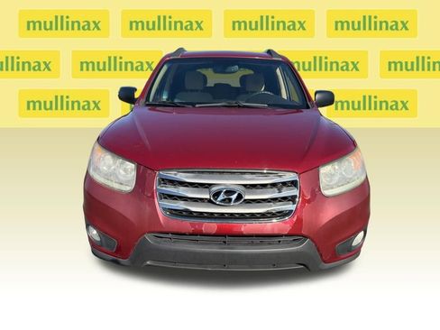 Used 2012 Hyundai Santa Fe GLS FWD image 2