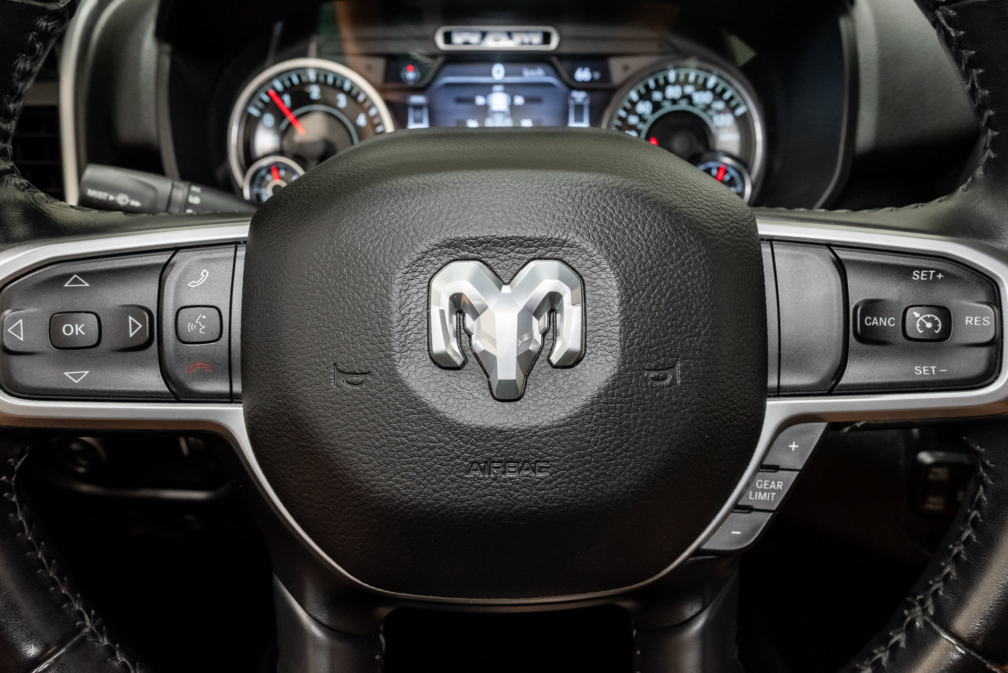 Used 2021 RAM 1500 Big Horn AWD/4WD image 12