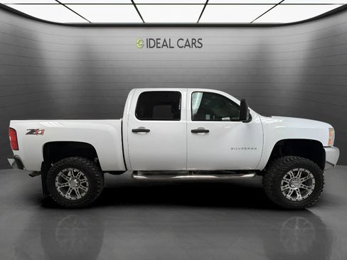 Used 2013 Chevrolet Silverado 1500 LT w/ All-Star Edition AWD/4WD image 4