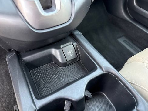 Used 2017 Honda CR-V EX-L image 25