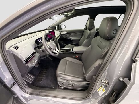 Used 2024 Volkswagen ID.4 S RWD image 17