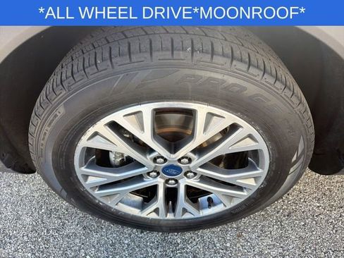 Used 2022 Ford Escape SEL w/ Technology Package AWD/4WD image 16