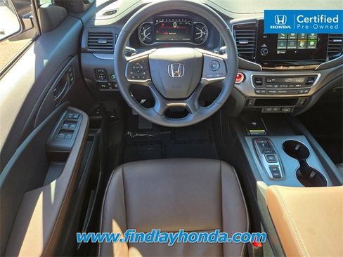Certified 2025 Honda Passport EX-L image 15