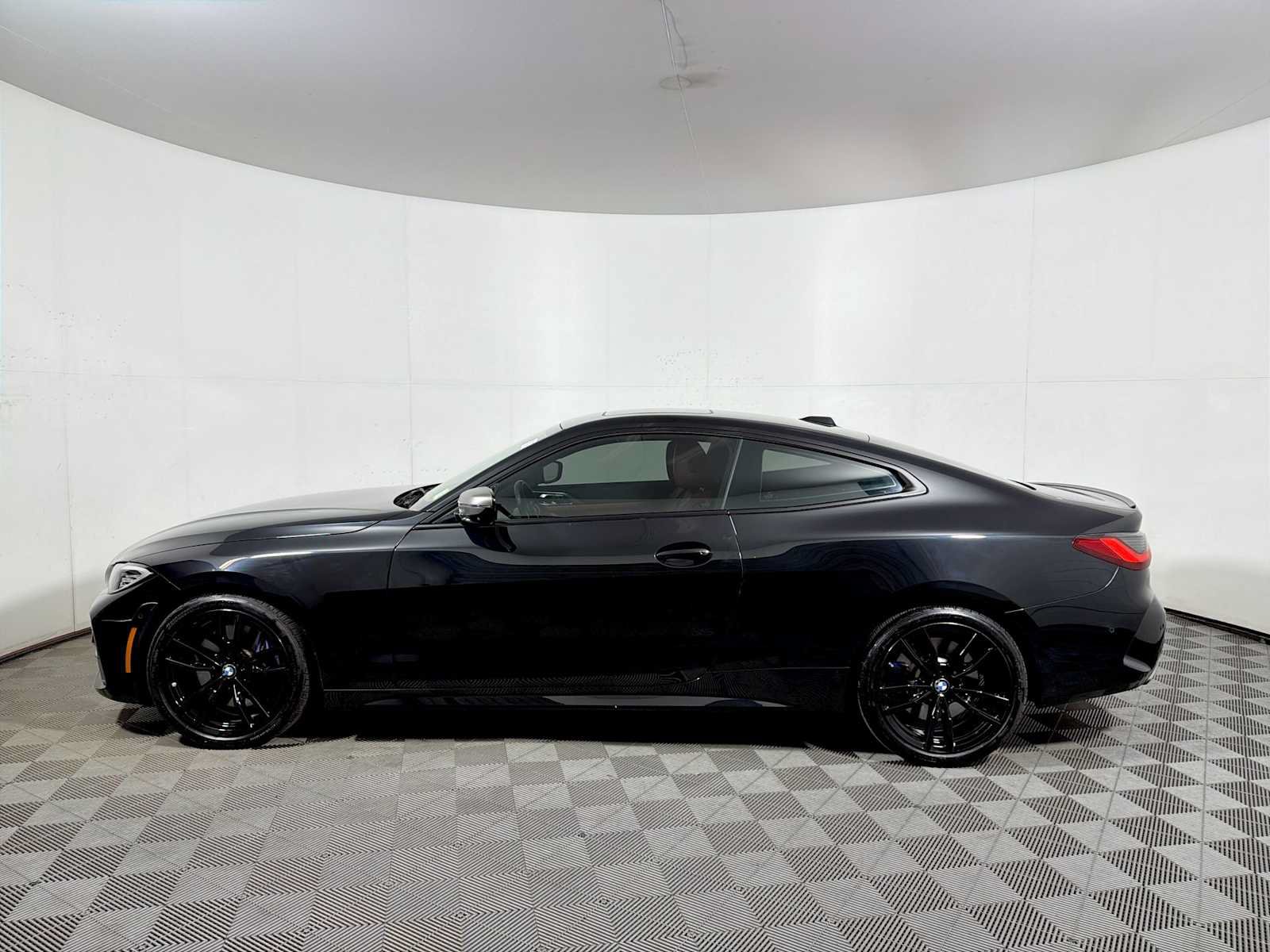 Used 2024 BMW 440i xDrive Coupe w/ Premium Package AWD/4WD image 4