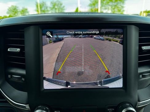 Used 2021 RAM 1500 Laramie AWD/4WD image 28