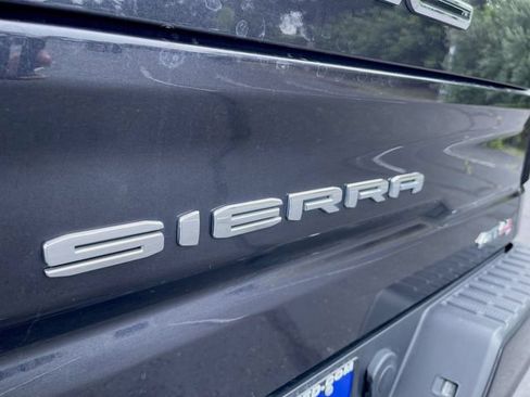 Used 2024 GMC Sierra 1500 AT4 w/ Technology Package AWD/4WD image 33